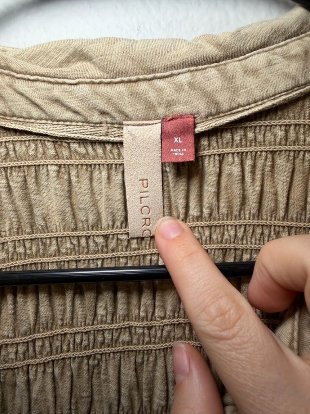 Sz XL Pilcro by Anthropologie Textured Cotton Smocked Shacket in Sand/Olive - Picture 5 of 7